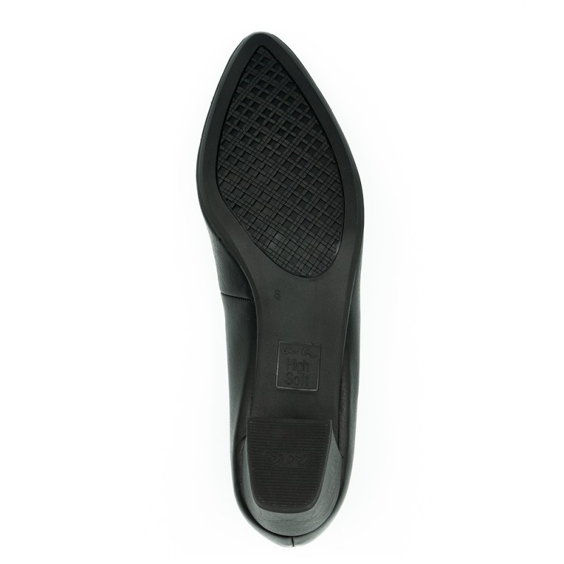 Ara moteriški bateliai