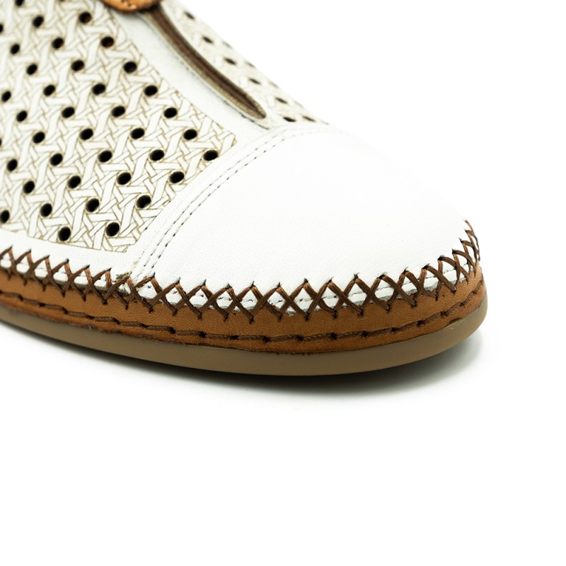 Manitu moteriškos basutės