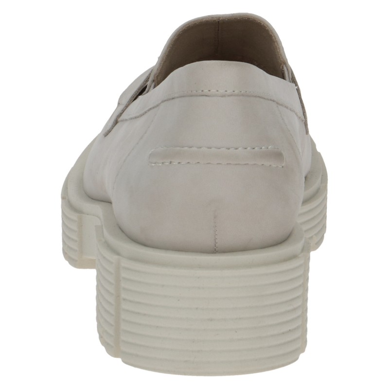 Caprice moteriški bateliai