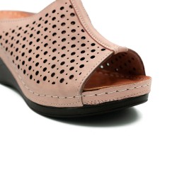 Loretta Vitale moteriškos įspirtukės