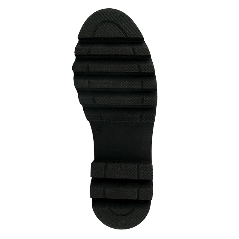 Nicolo Ferretti moteriški bateliai