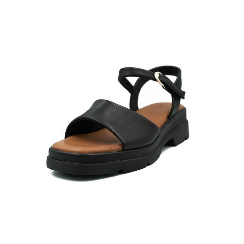 Bline moteriškos basutės