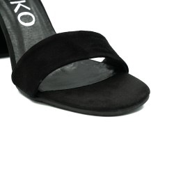 Rylko moteriškos basutės