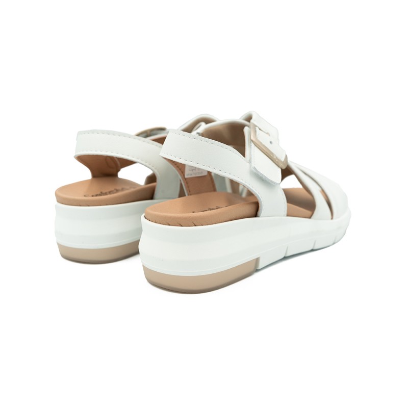 Polking moteriškos basutės