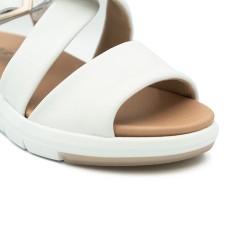 Polking moteriškos basutės