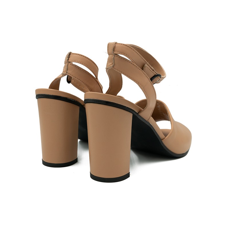 Rylko moteriškos basutės