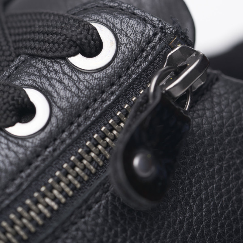 Remonte moteriški bateliai