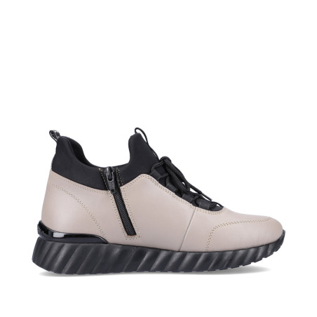 Remonte moteriški aulinukai