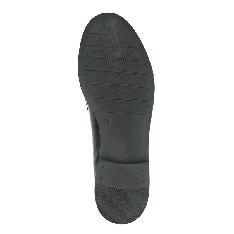 Nicolo Ferretti moteriški bateliai