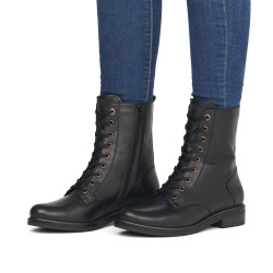 Remonte moteriški aulinukai