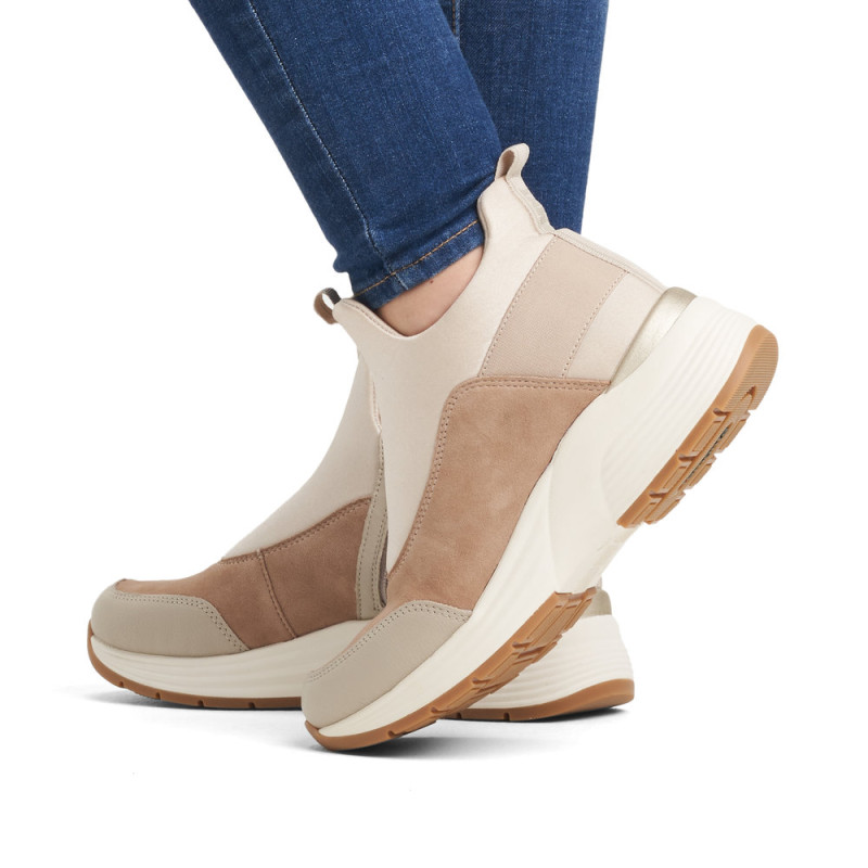 Remonte moteriški aulinukai