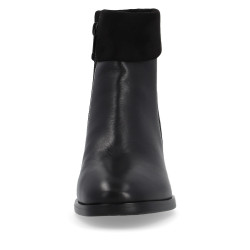 Remonte moteriški aulinukai