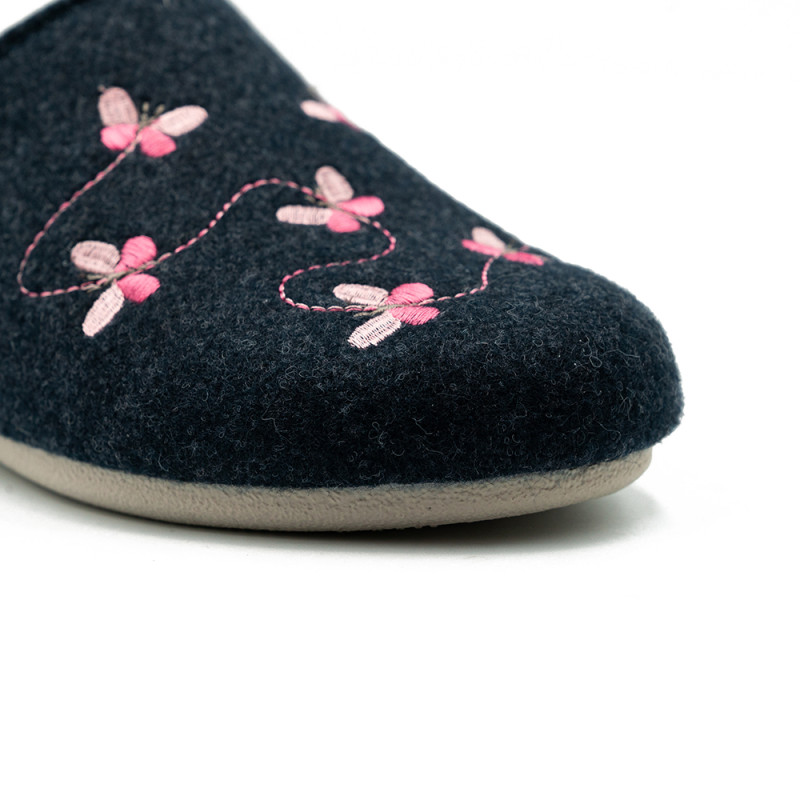 Polking moteriškos šlepetės