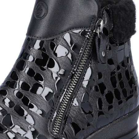 Remonte moteriški aulinukai