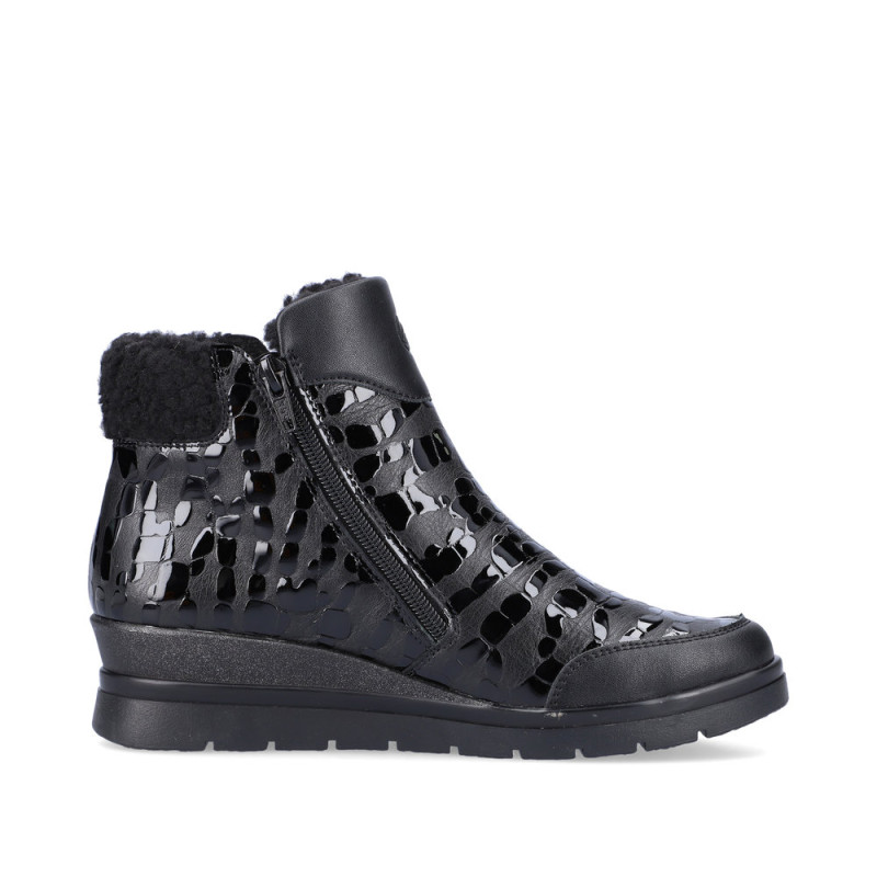 Remonte moteriški aulinukai