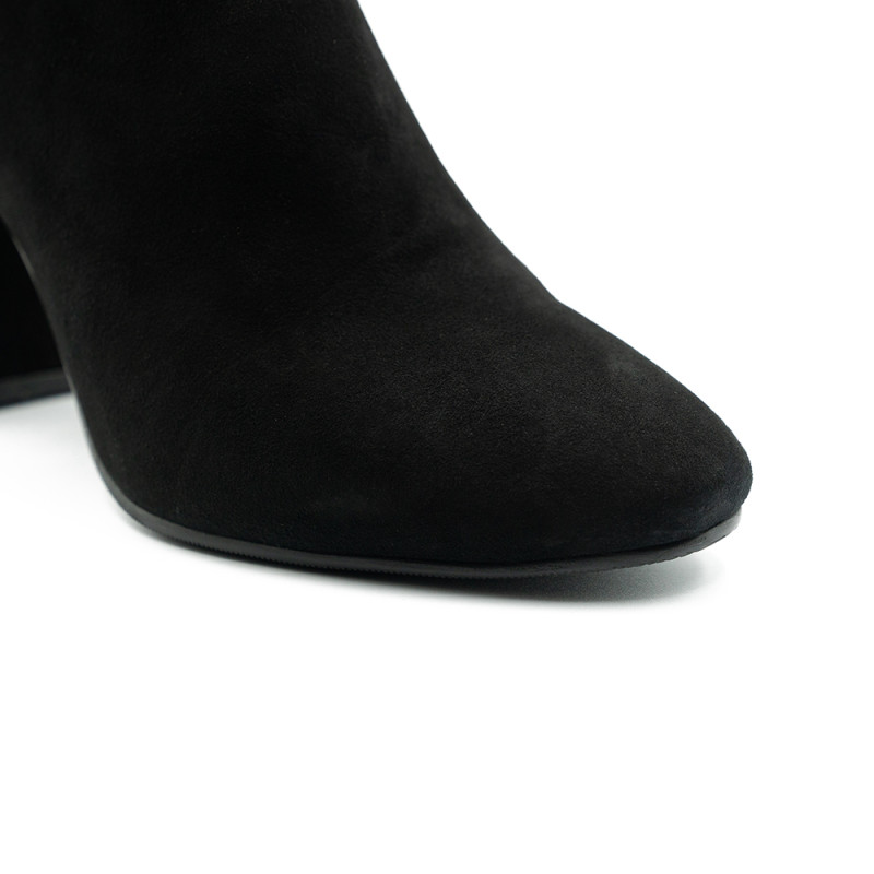 Nicolo Ferretti moteriški aulinukai