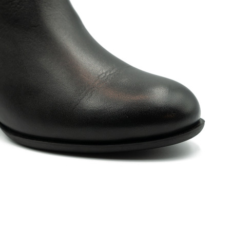 Nicolo Ferretti moteriški aulinukai