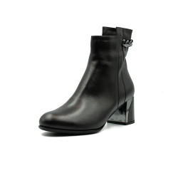 Nicolo Ferretti moteriški aulinukai