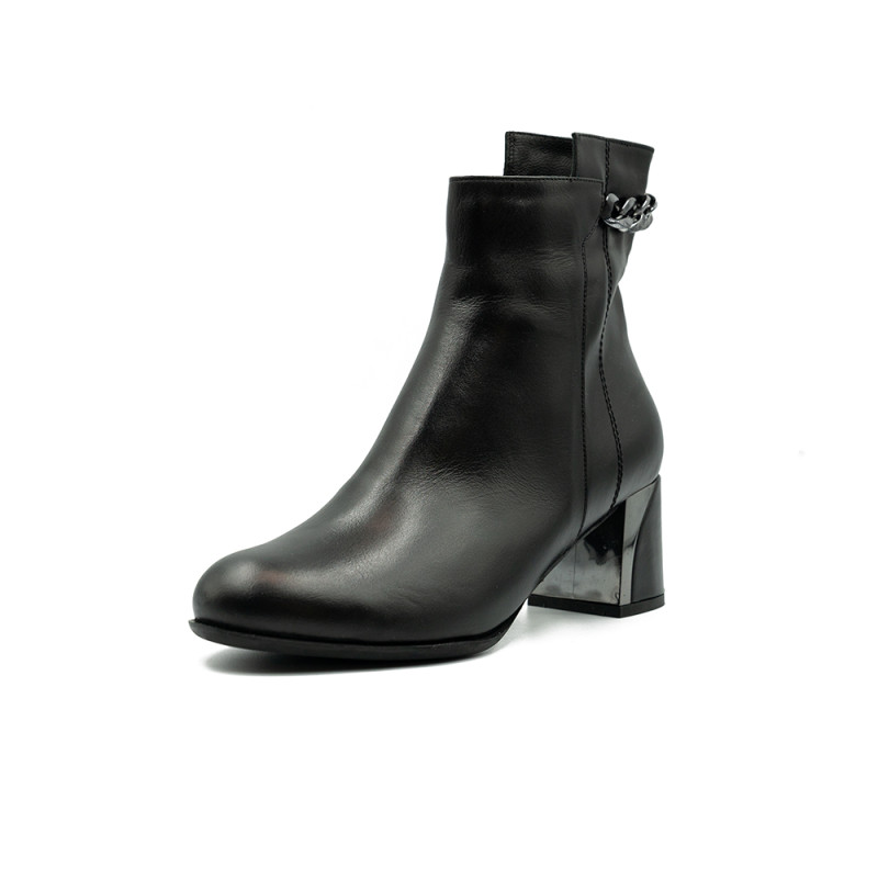 Nicolo Ferretti moteriški aulinukai