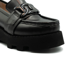 Nicolo Ferretti moteriški bateliai