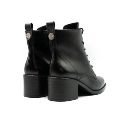 Rylko moteriški aulinukai