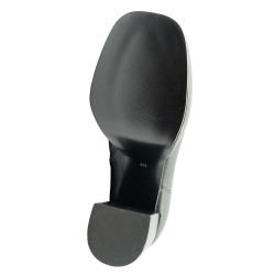 Nicolo Ferretti moteriški aulinukai