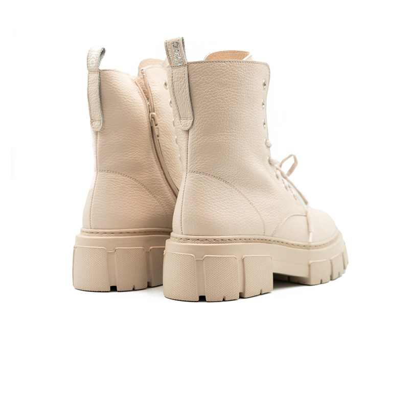 Rylko moteriški aulinukai