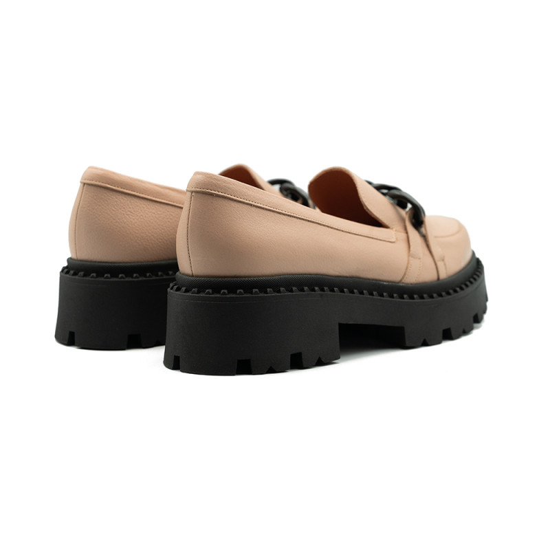 Nicolo Ferretti moteriški bateliai