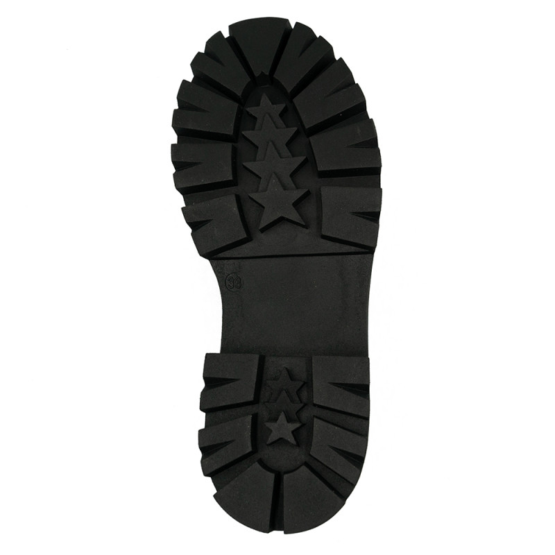 Nicolo Ferretti moteriški bateliai