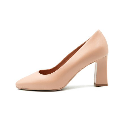 Nicolo Ferretti moteriški bateliai