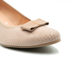 Nicolo Ferretti moteriški bateliai