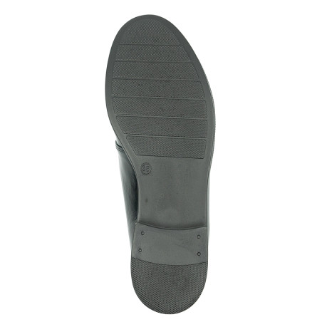 Nicolo Ferretti moteriški bateliai