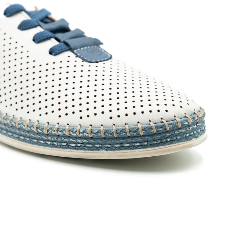 Manitu moteriški bateliai