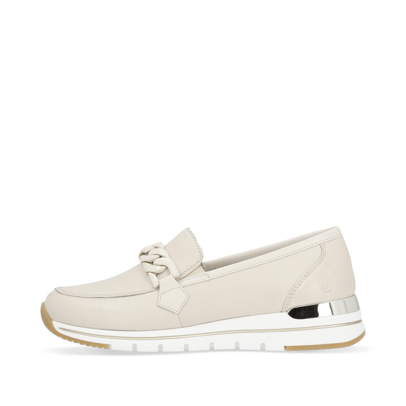 Remonte moteriški bateliai