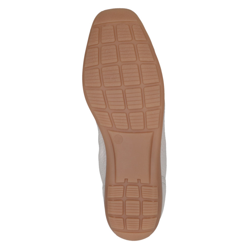 Caprice moteriški bateliai