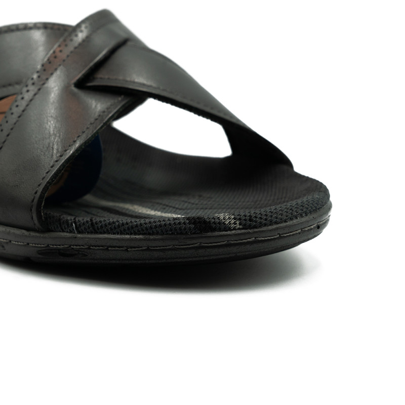 Pegada vyriškos įspirtukės