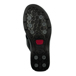 Pegada vyriškos įspirtukės