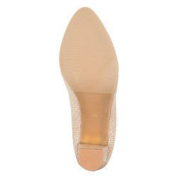 Nicolo Ferretti moteriški bateliai