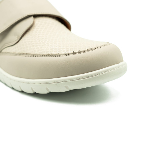 Polking moteriški bateliai