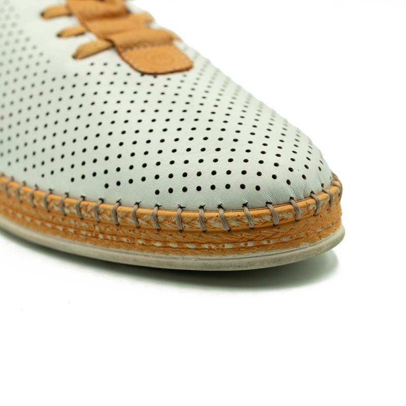 Manitu moteriški bateliai