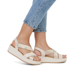 Remonte moteriškos basutės