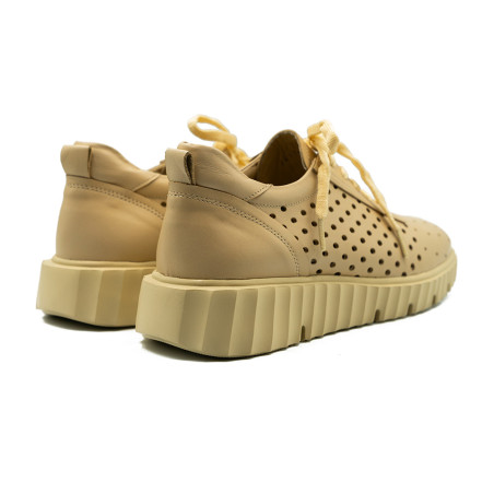 Nicolo Ferretti moteriški bateliai