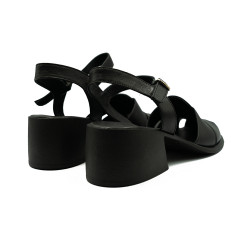 Nicolo Ferretti moteriškos basutės