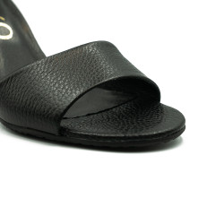 Rylko moteriškos basutės