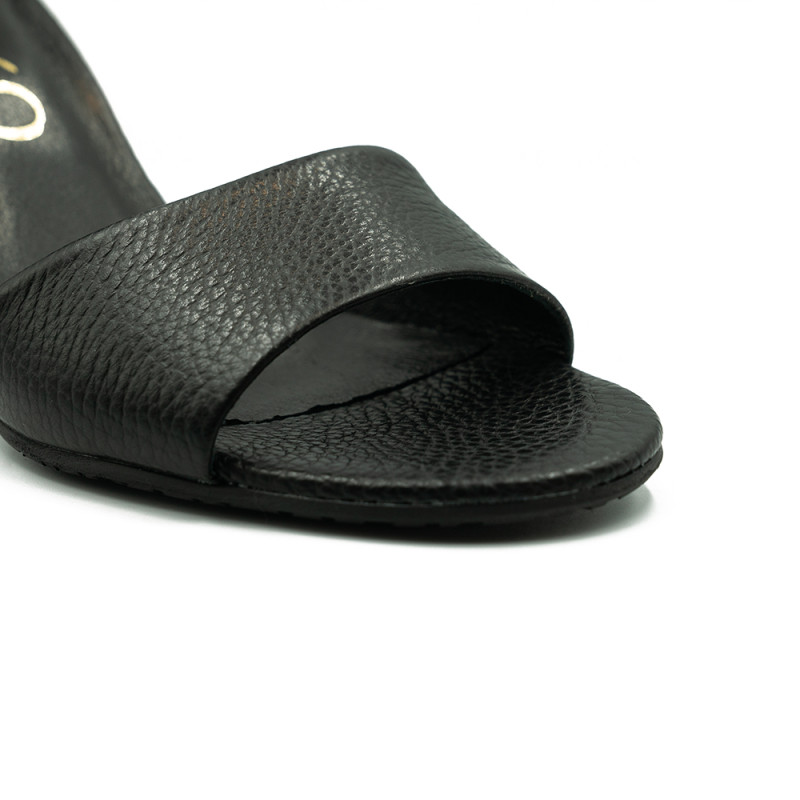 Rylko moteriškos basutės