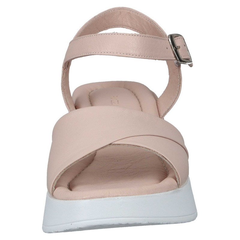 Polking moteriškos basutės