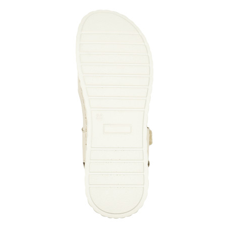 Polking moteriškos basutės