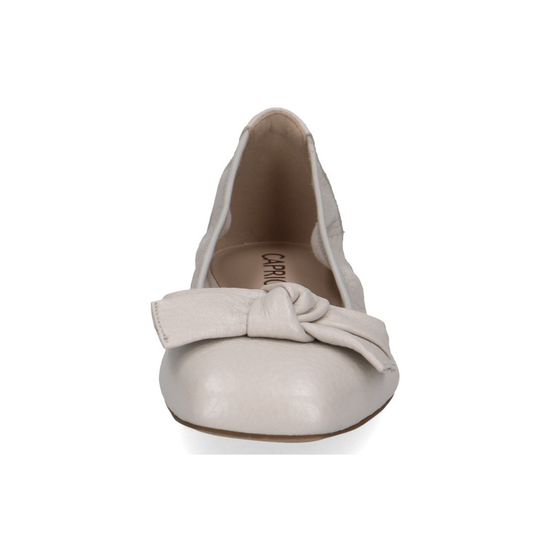 Caprice moteriški bateliai