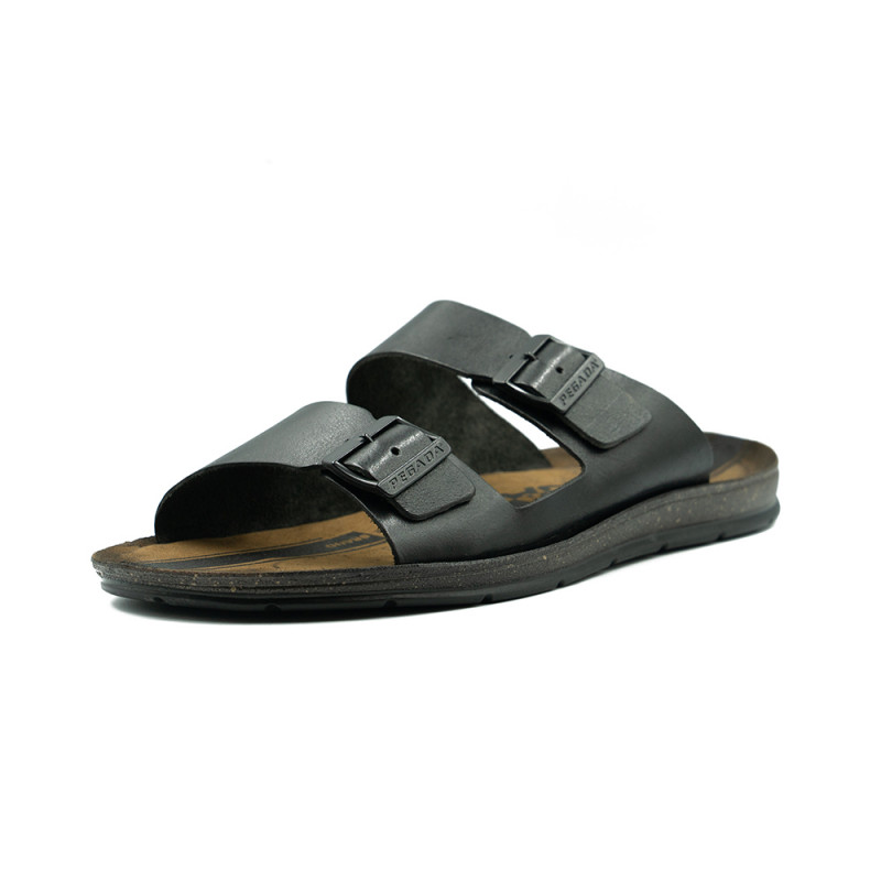 Pegada vyriškos įspirtukės