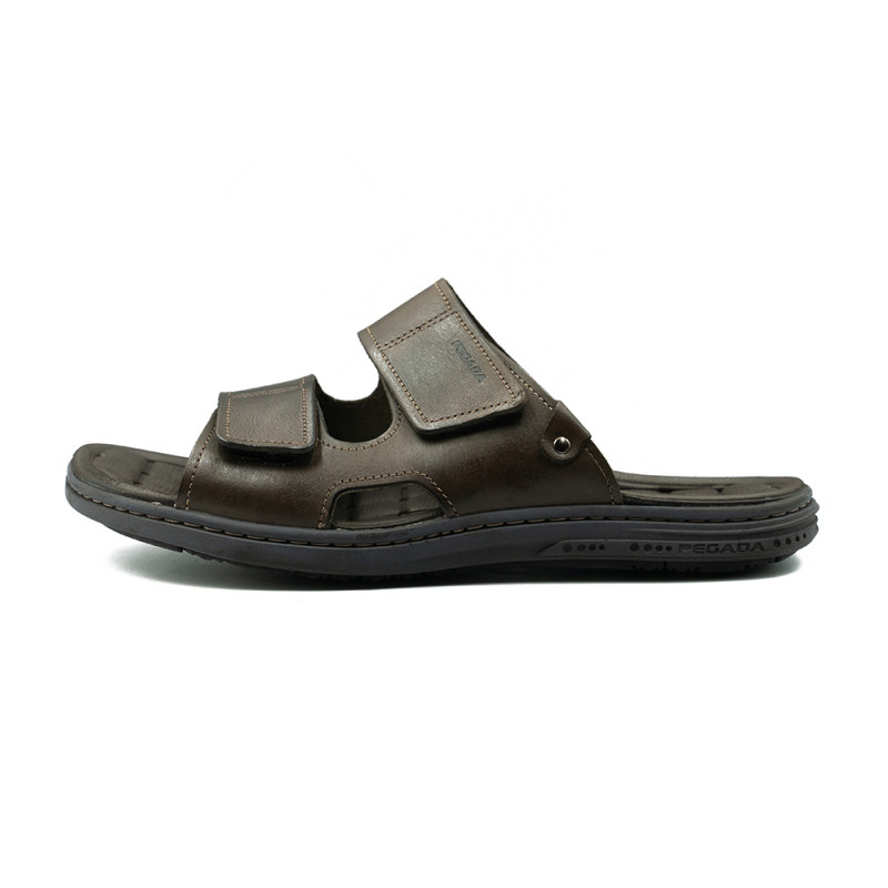 Pegada vyriškos įspirtukės